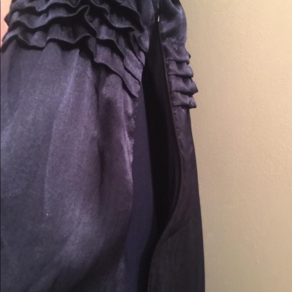 Esley sleeveless ruffles v- neck navy dress Sz 10 - Picture 5 of 8